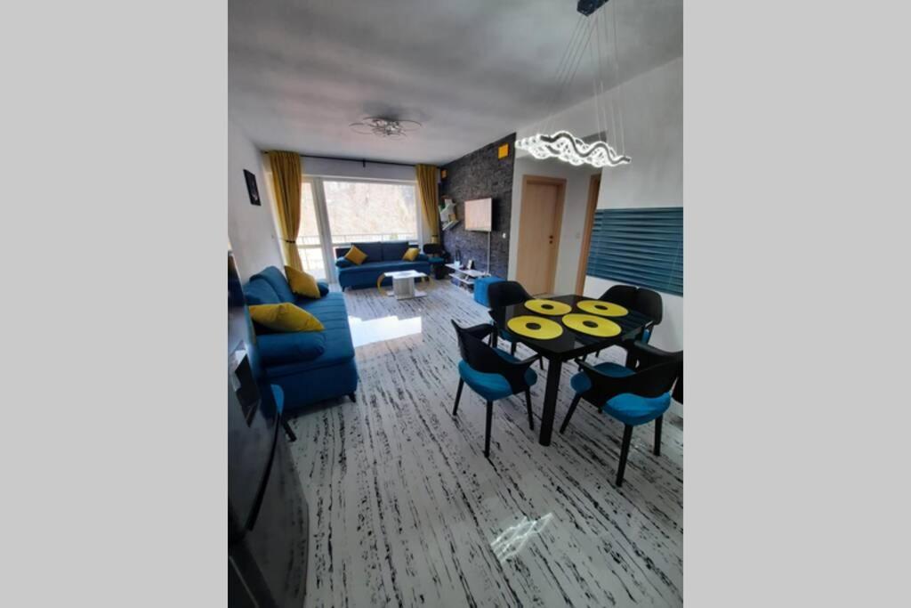 Apartament Erika ซินายา ภายนอก รูปภาพ
